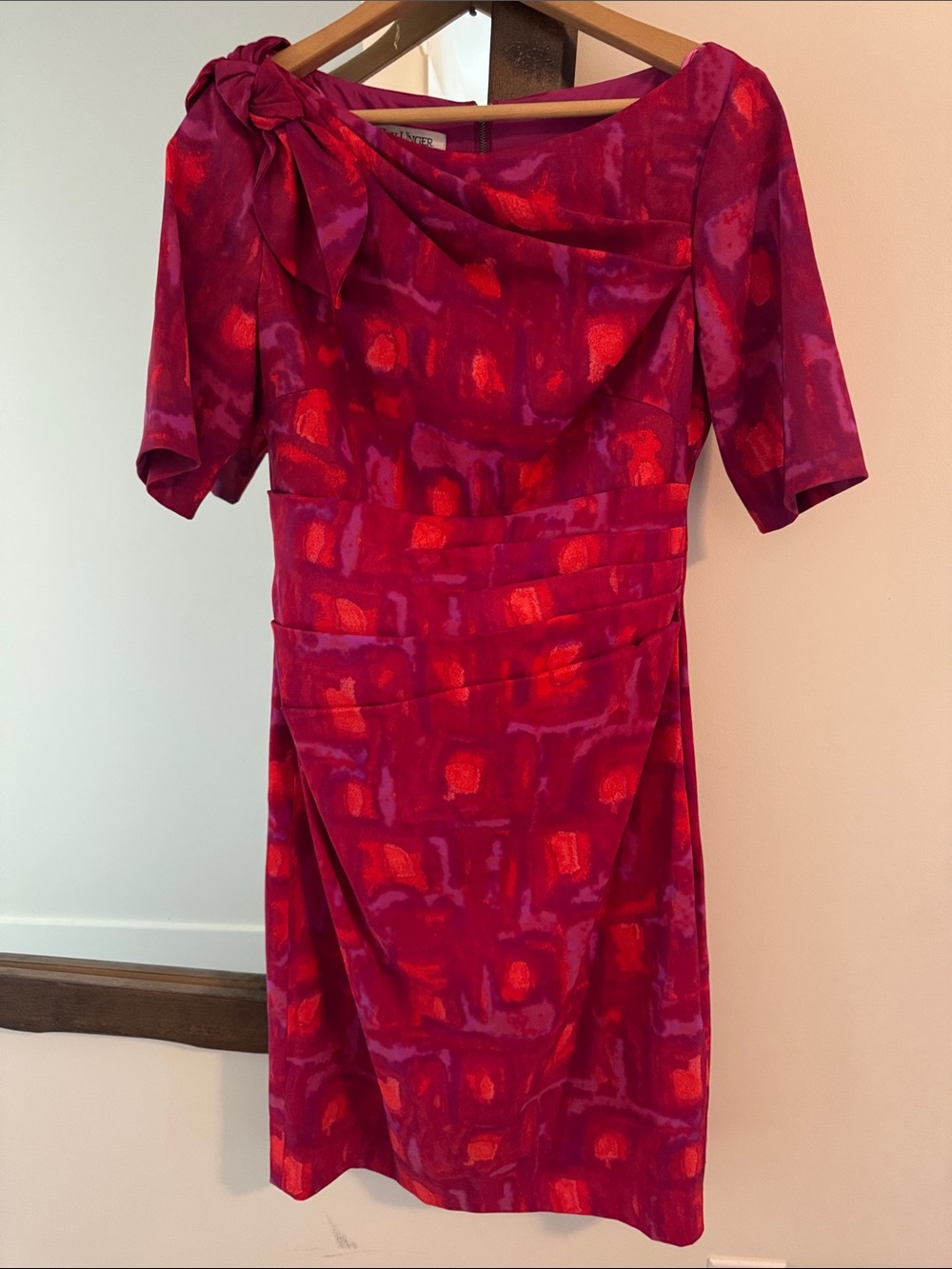 NWOT. Kay Unger Fuchsia and Red Abstract Bow-Shoulder Midi Formal Cocktail Dress